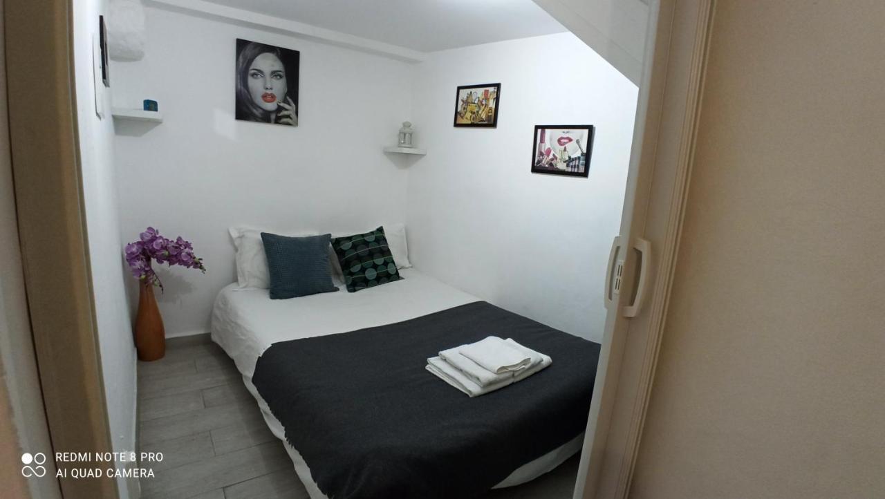 Martim Moniz Low Cost Apartment Lisboa エクステリア 写真